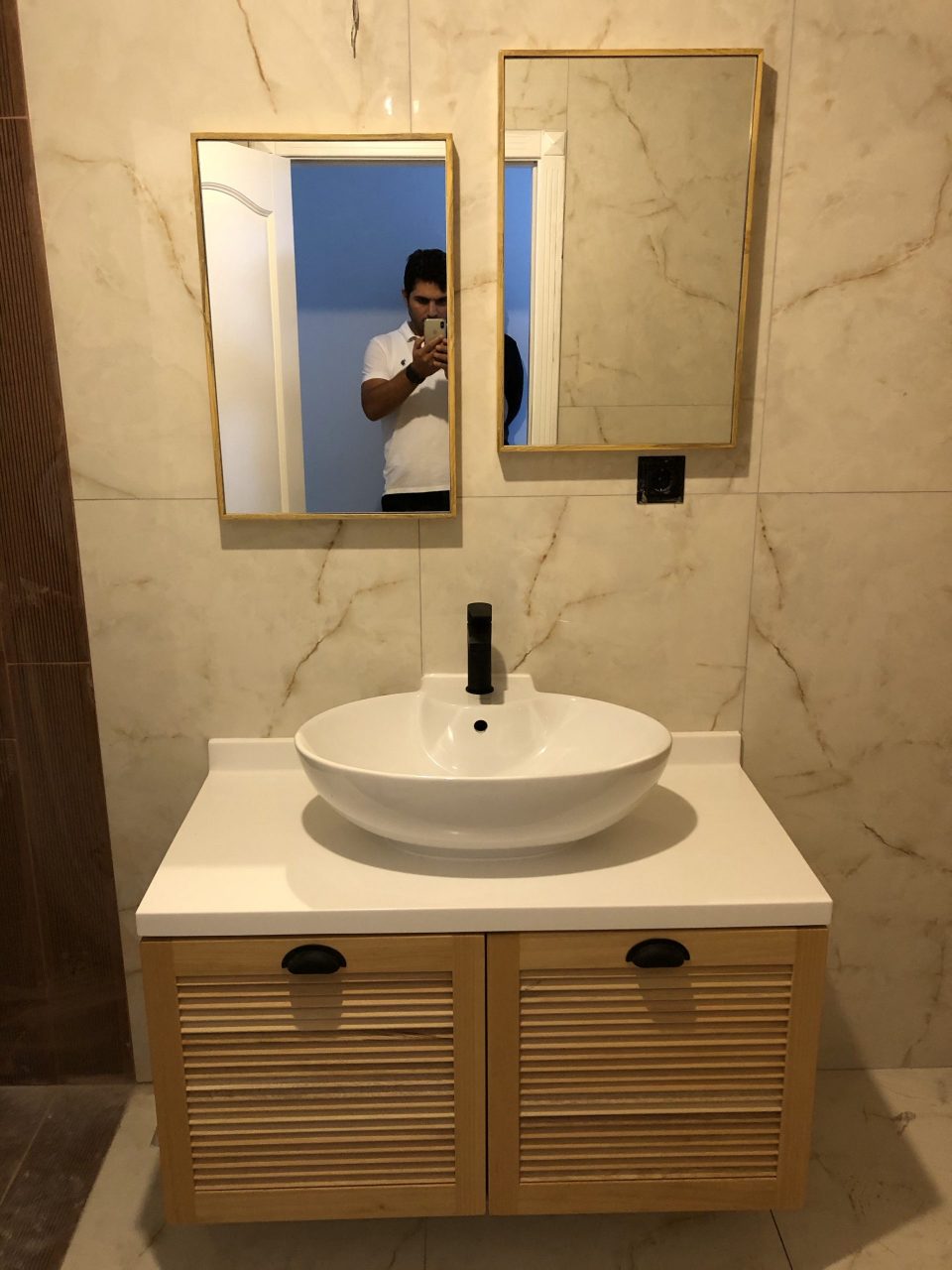 DESSONI BANYO DOLABI 003